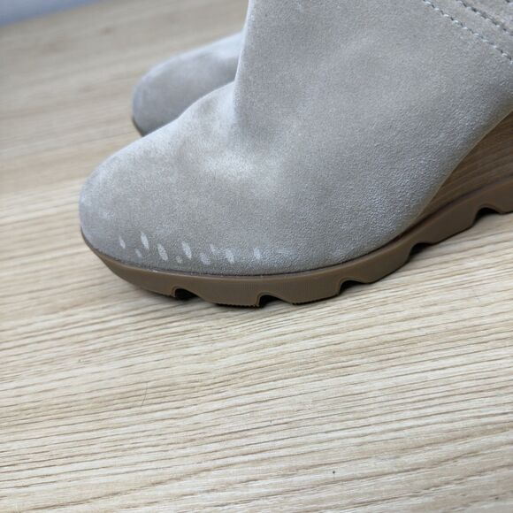 Sorel Joan Uptown Chelsea Wedge Boots Size 7.5 Sandy Tan Suede Waterproof - Picture 9 of 10